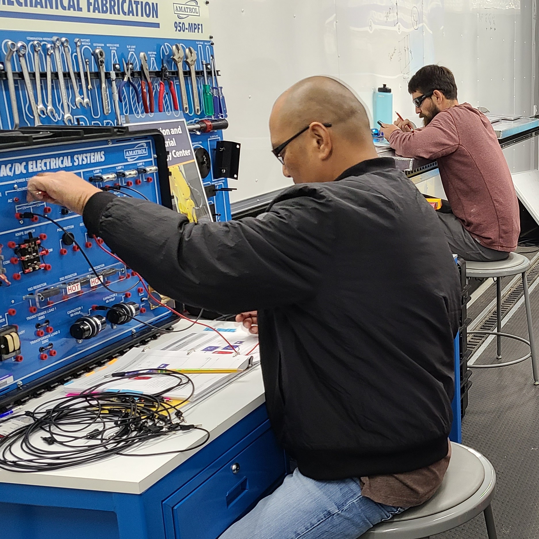 Tech Express Brings Advanced Training to Baker Hughes, Bently Nevada employees – Western Nevada College